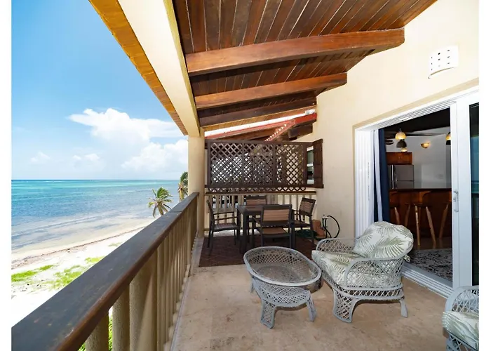 Residences At Barrier Reef 1-2c Oceanfront 2 Bedroom By Floreo
