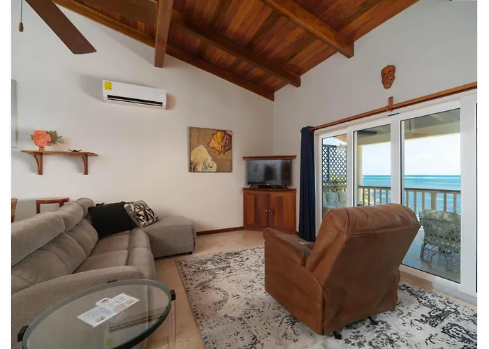 Residences At Barrier Reef 1-2c Oceanfront 2 Bedroom By Floreo Holiday home *
